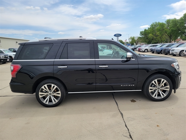 Used 2021 Ford Expedition Platinum with VIN 1FMJU1MT1MEA06204 for sale in Vermillion, SD