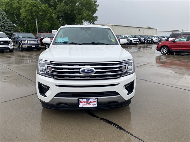 Used 2020 Ford Expedition XLT with VIN 1FMJK1JT3LEA98909 for sale in Vermillion, SD