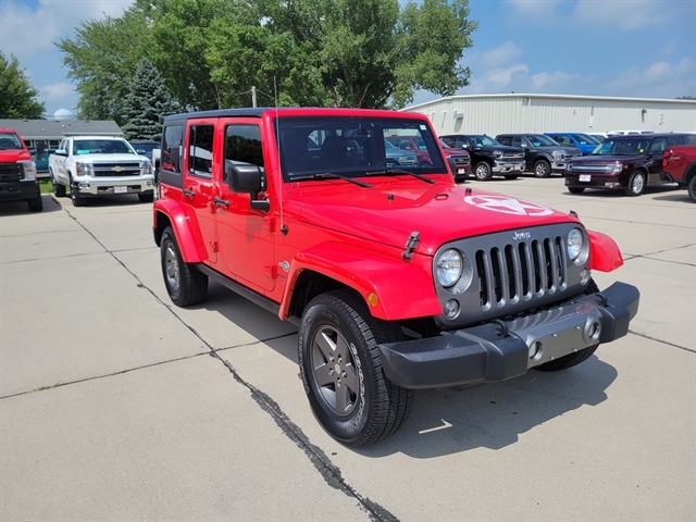 Used 2014 Jeep Wrangler Unlimited Sahara with VIN 1C4BJWEG0EL230125 for sale in Vermillion, SD