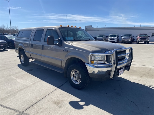 Used 2004 Ford F-250 Super Duty XL with VIN 1FTNW21P84EB16969 for sale in Vermillion, SD