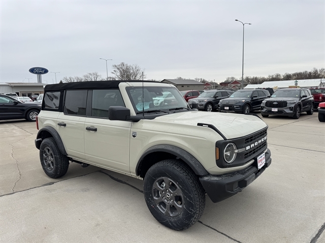 2025 Ford Bronco Big Bend 4x4's photo