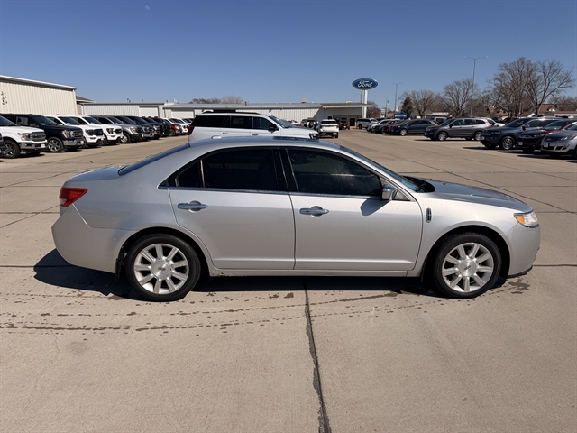 2010 Lincoln MKZ V6 AWD's photo