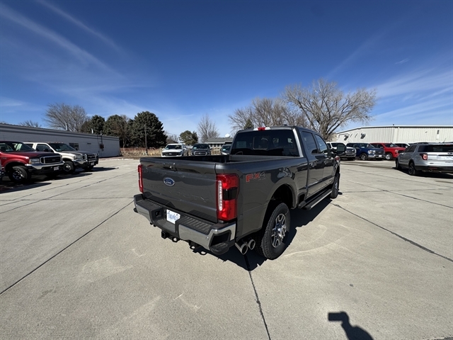 2026 Ford F-350 Lariat 4x4 Crew Cab 6-3/4' Box SRW's photo