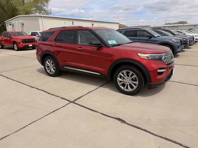 2023 Ford Explorer Limited High Package 4WD's photo