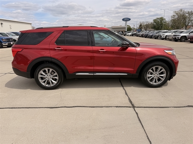2023 Ford Explorer Limited High Package 4WD's photo
