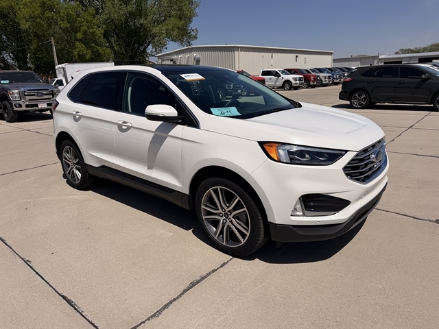 2024 Ford Edge Titanium AWD's photo