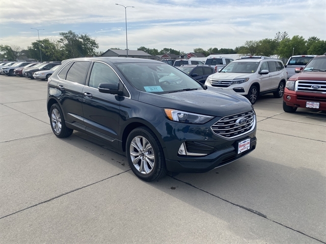 2024 Ford Edge Titanium AWD's photo