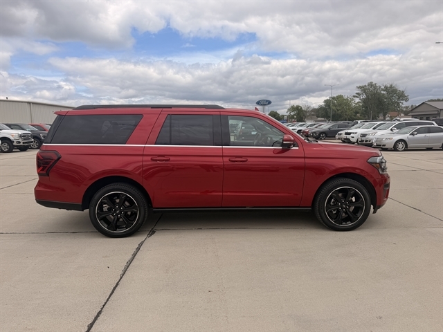 2022 Ford Expedition Limited MAX 4x4's photo