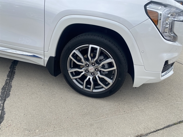 2022 GMC Terrain Denali AWD's photo