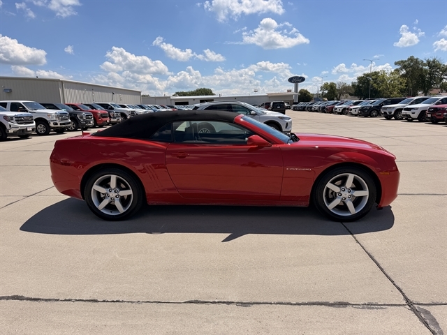 Used 2011 Chevrolet Camaro 2LT with VIN 2G1FC3DD0B9194871 for sale in Vermillion, SD
