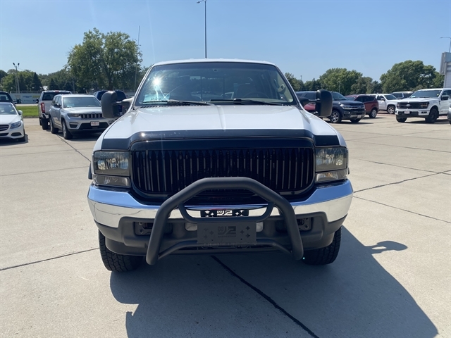 Used 2004 Ford F-250 Super Duty Lariat with VIN 1FTNW21S44ED54693 for sale in Vermillion, SD