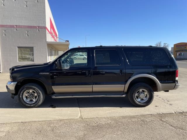 Used 2000 Ford Excursion Limited with VIN 1FMNU43S4YEA00284 for sale in Pierre, SD