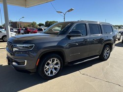 2022 Jeep Wagoneer