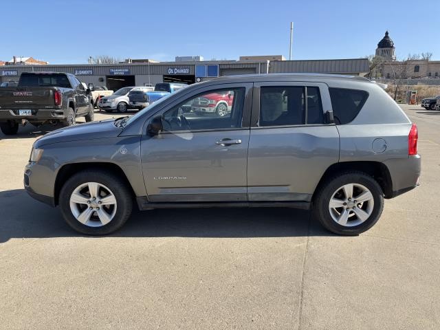 2011 Jeep Compass Latitude - Photo 2