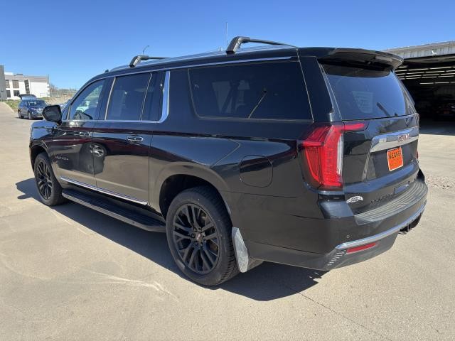 2023 GMC Yukon XL SLT - Photo 4