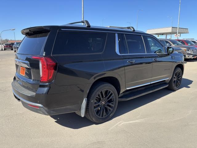 2023 GMC Yukon XL SLT - Photo 6