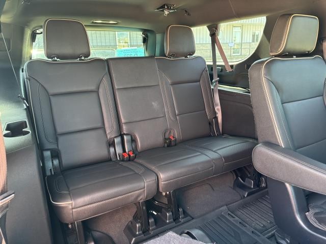 2023 GMC Yukon XL SLT - Photo 13