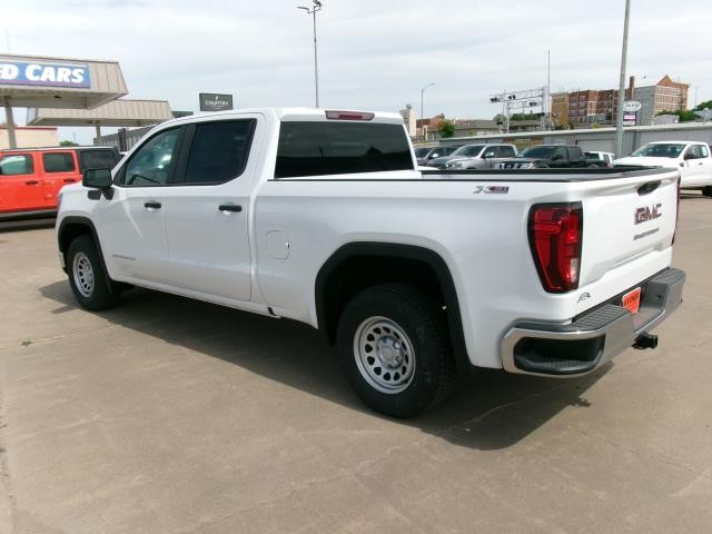 2026 GMC Sierra 4WD Crew Cab Standard Box Pro's photo