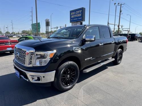 2017 Nissan Titan
