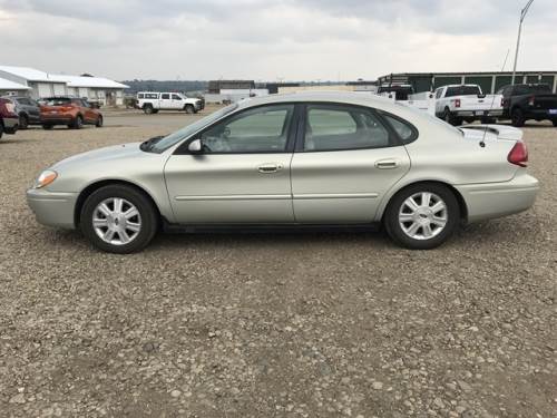 2005 Ford Taurus