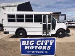 2007 CHEVROLET EXPRESS 14 PASSENGER BUS ONLY 38,365 MILES!