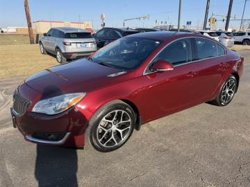 2017 BUICK REGAL