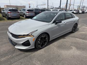2023 KIA K5