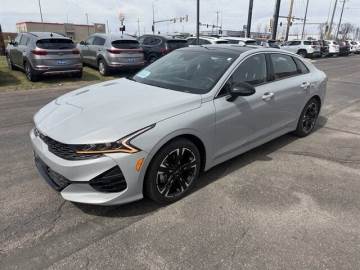 2023 KIA K5