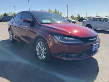 2016 CHRYSLER 200