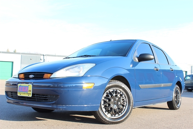 2002 Ford engaged buy Focus ZX5