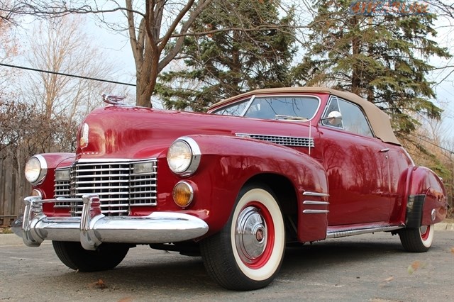 1941 CADILLAC SERIES SIXTY TWO