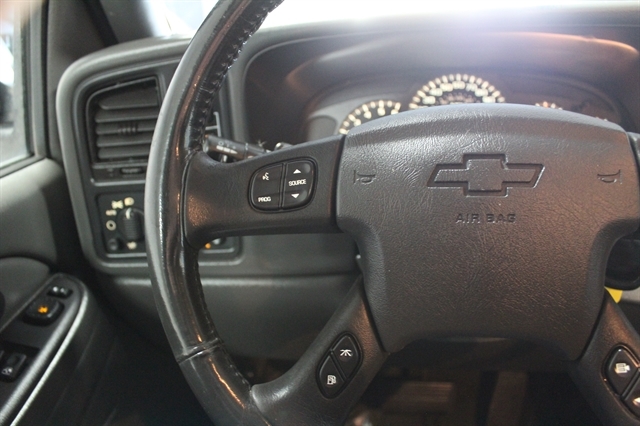 2004 Chevrolet Silverado 1500 LT photo 54