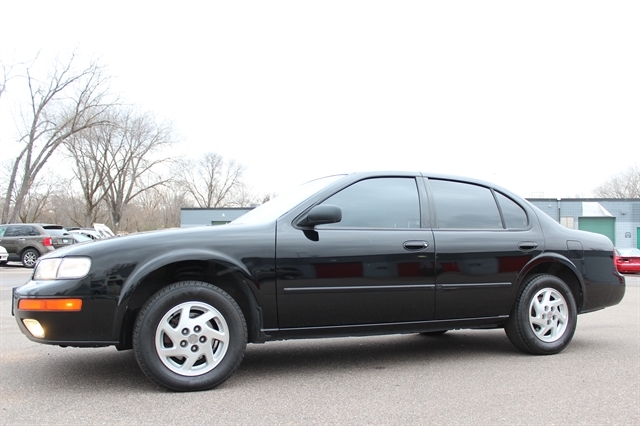 1996 Nissan Maxima null photo 5