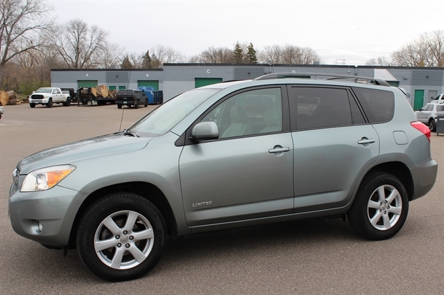 2008 Toyota RAV4 Limited photo 6