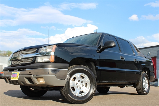 2004 Chevrolet Avalanche Base's photo