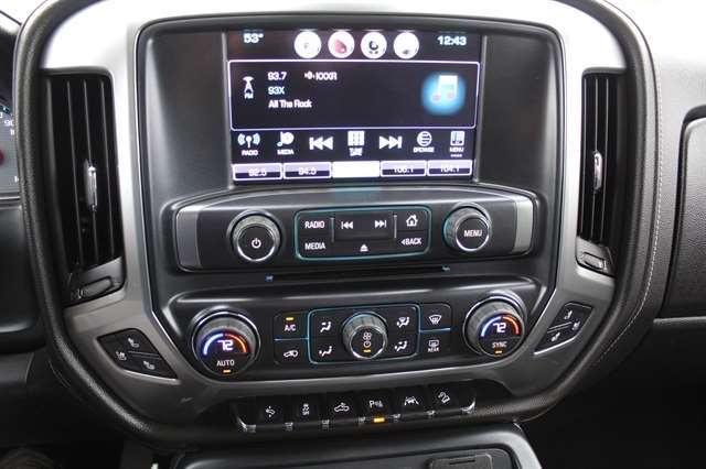 2016 Chevrolet Silverado 1500 LTZ - Photo 13