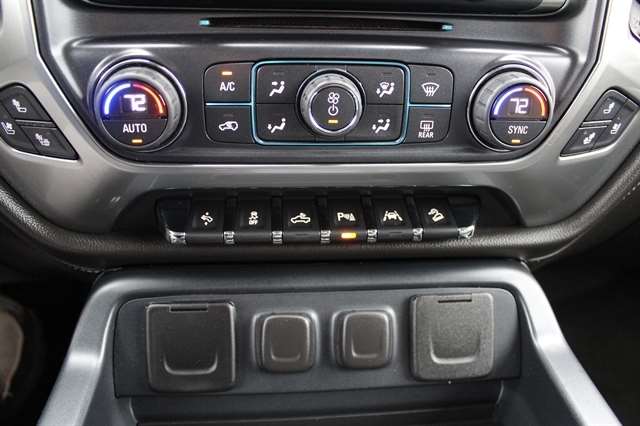 2016 Chevrolet Silverado 1500 LTZ - Photo 17