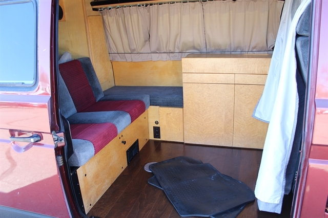 1990 Volkswagen Vanagon - Photo 31