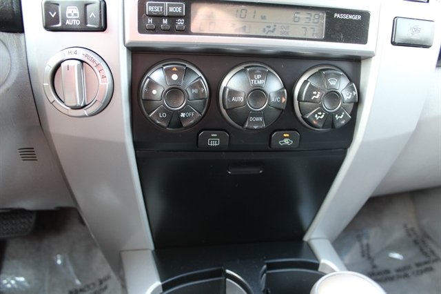 2004 Toyota 4Runner Sport - Photo 13