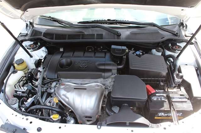 2011 Toyota Camry LE - Photo 36
