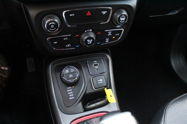 2017 Jeep All-New Compass Trailhawk - Photo 13