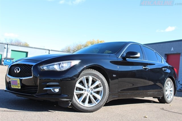 2016 INFINITI Q50
