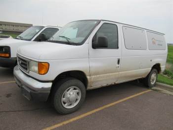 2005 Ford Econoline Wagon