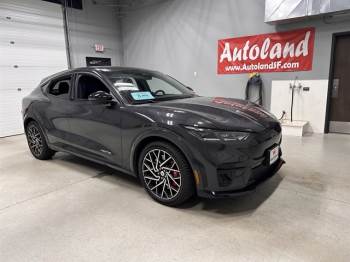 2022 Ford Mustang Mach-E