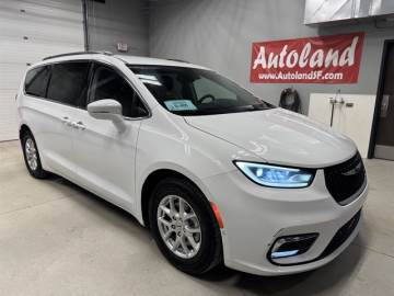 2022 CHRYSLER PACIFICA