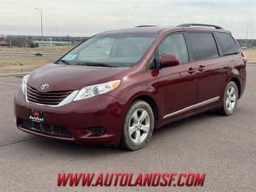 2015 TOYOTA SIENNA