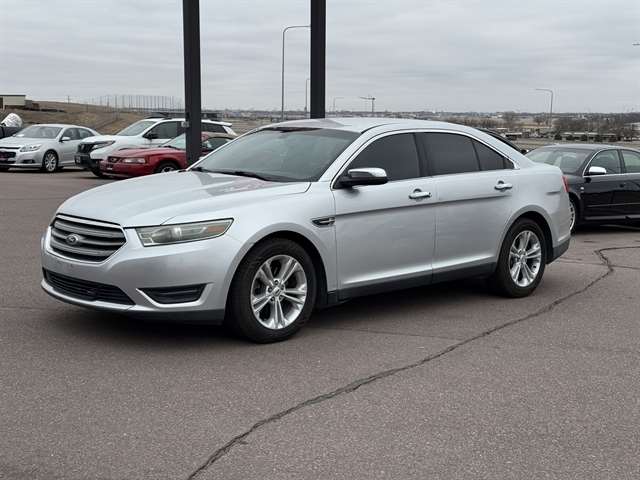 2013 Ford Taurus SEL FWD's photo