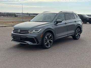 2022 VOLKSWAGEN TIGUAN