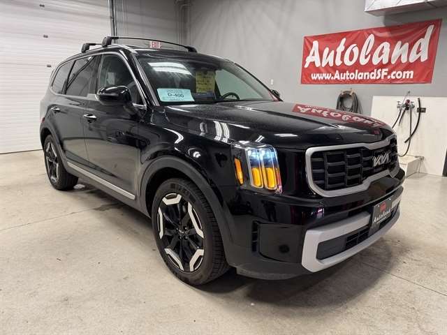 2025 Kia Telluride S AWD's photo