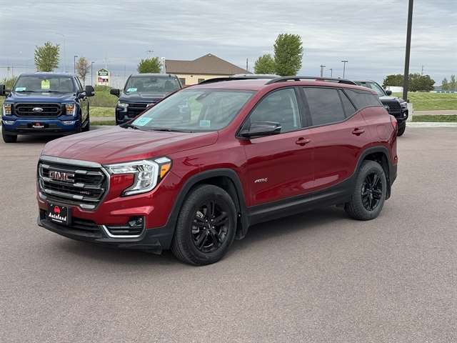 2024 GMC Terrain AT4 AWD's photo